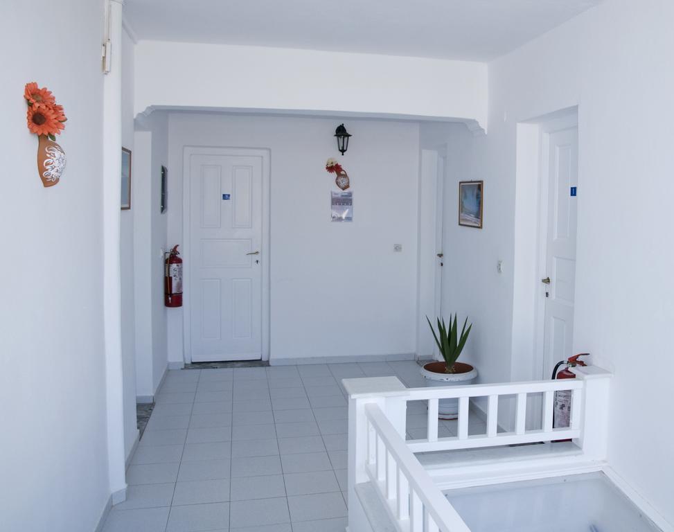 Nicolas Antiparos ciudad Exterior foto